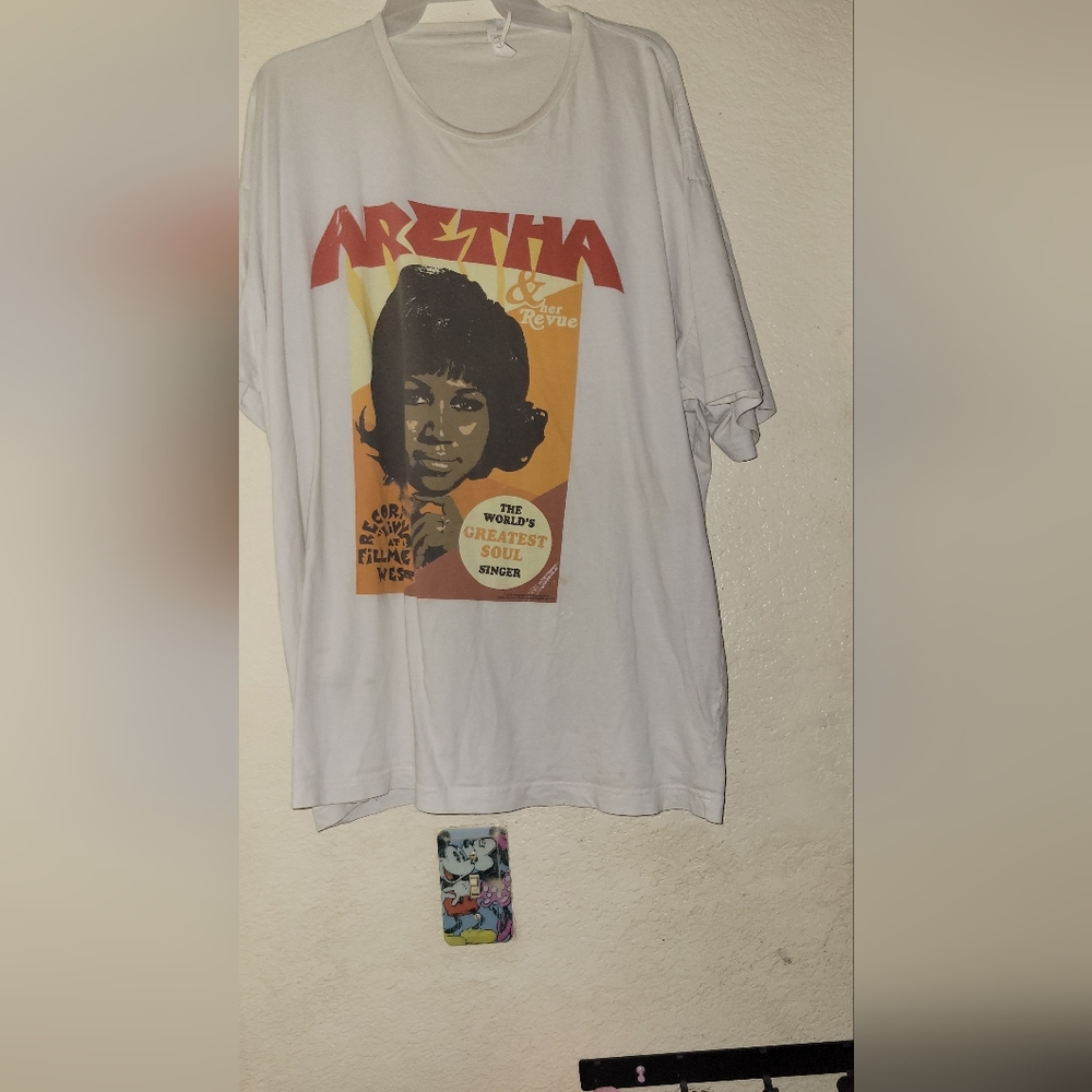 Aretha white t shirt